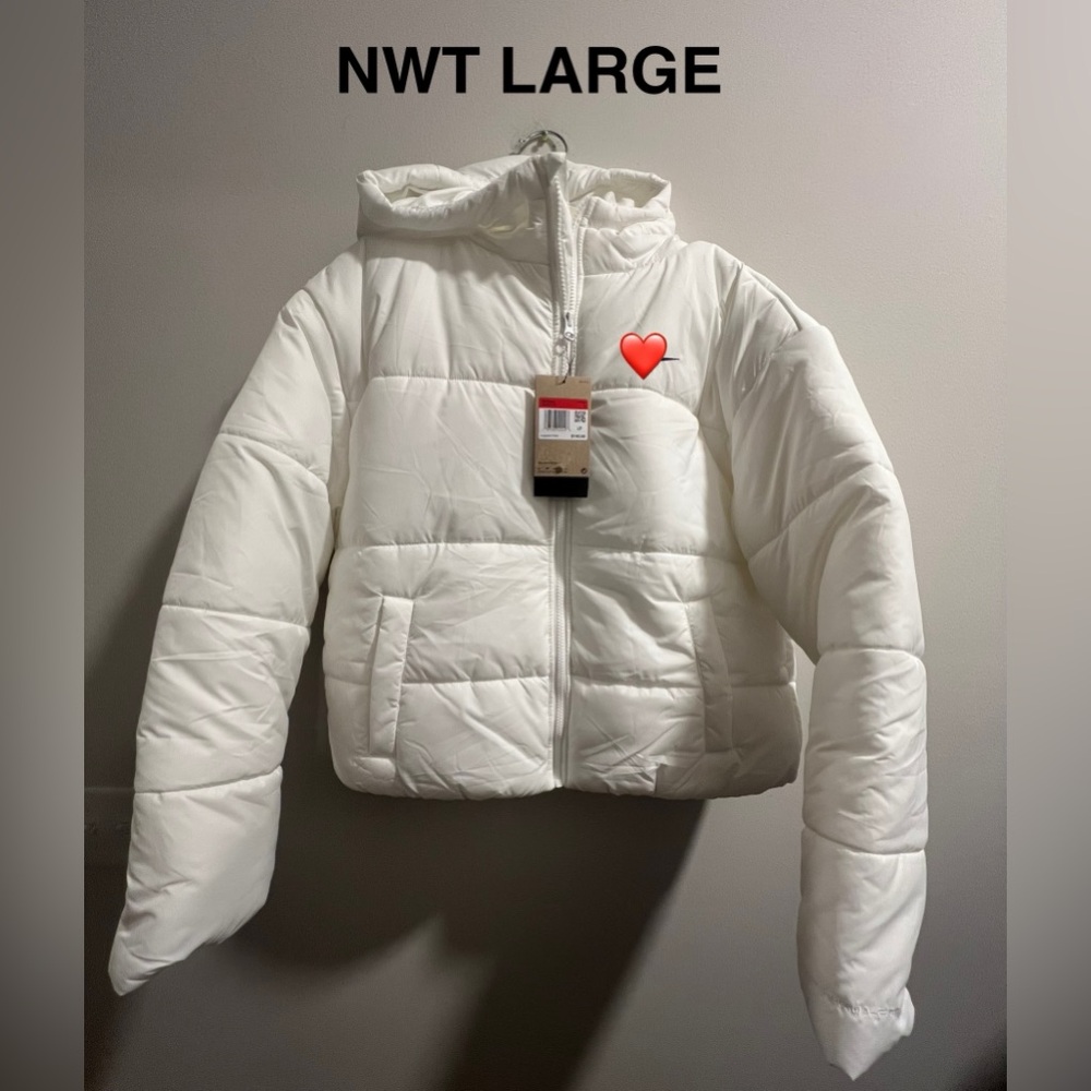 New With Tags Nike Puffer Jacket/Coat Size Large
